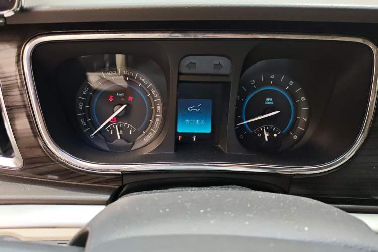 Used Buick GL8 2011 3.0L GT Luxury Business Haoya Edition Instrument Cluster