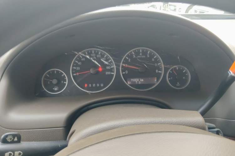 Used Buick GL8 2011 2.4L CT Comfort Edition Instrument Cluster