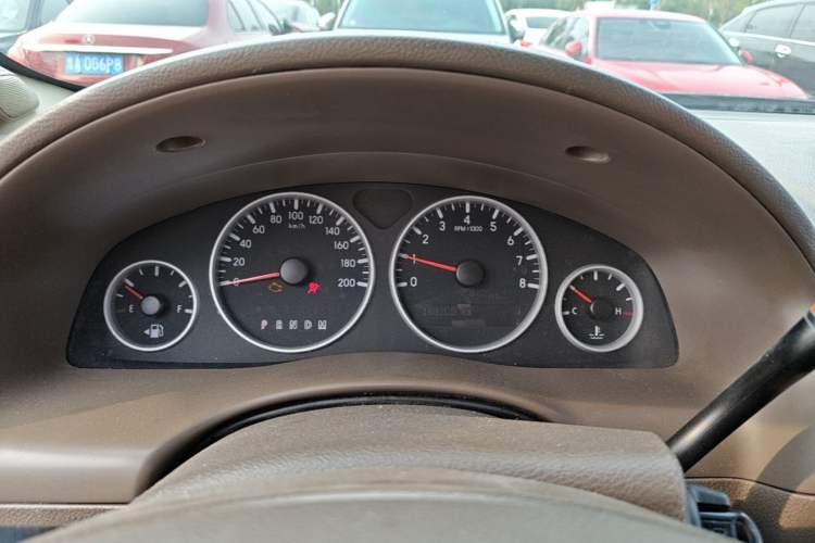 Used Buick GL8 2011 2.4L CT Comfort Edition Instrument Cluster