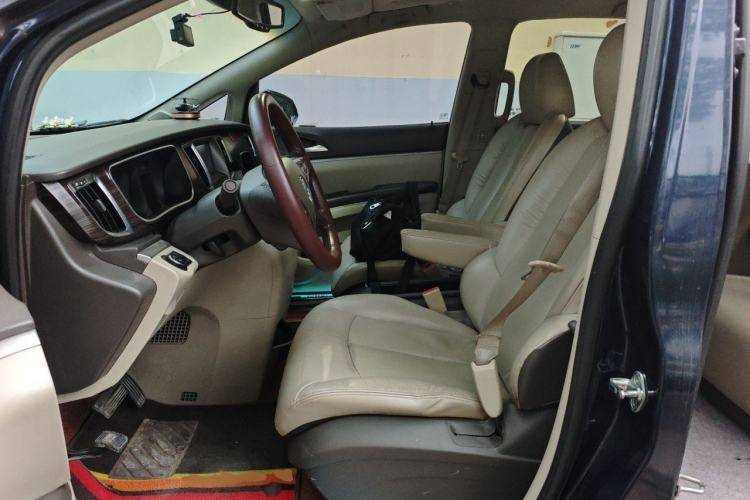 Used Buick GL8 2011 3.0L XT Luxury Business Flagship Edition Left Front Seat