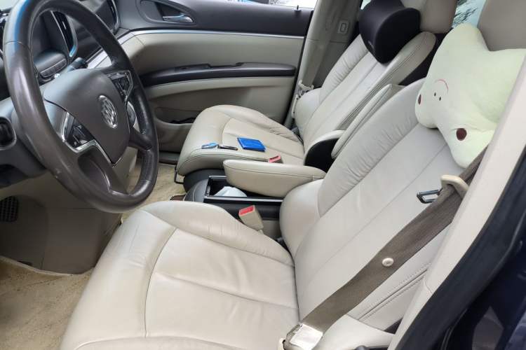 Used Buick GL8 2011 2.4L CT Luxury Business Comfort Edition Left Front Seat