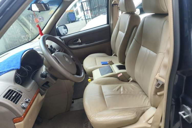 Used Buick GL8 2011 2.4L LT Executive Edition Left Front Seat
