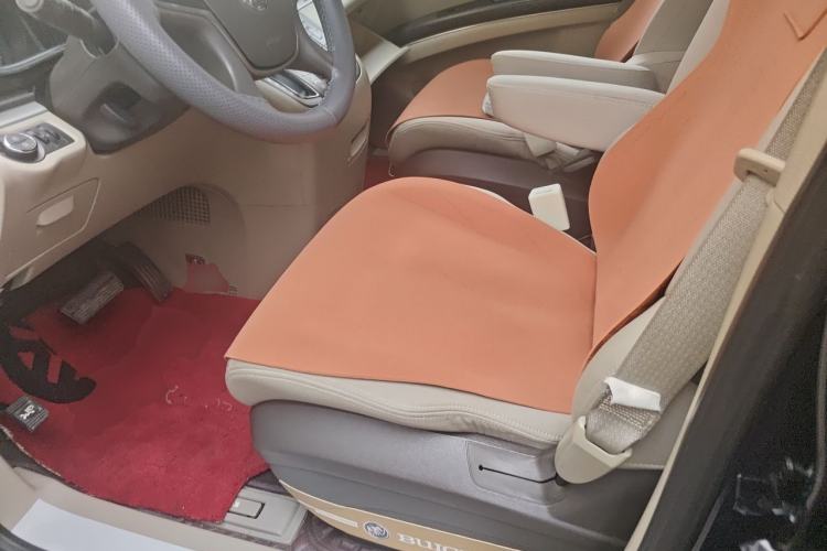 Used Buick GL8 2011 2.4L CT Luxury Business Comfort Edition Left Front Seat