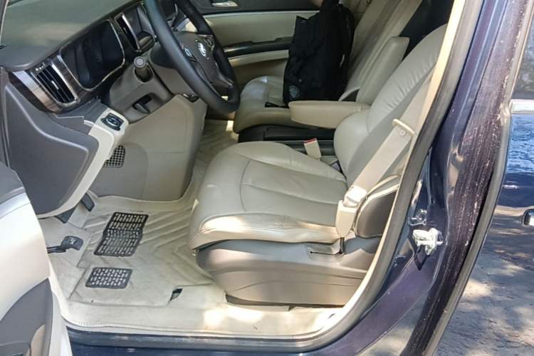Used Buick GL8 2011 3.0L XT Luxury Business Flagship Edition Left Front Seat