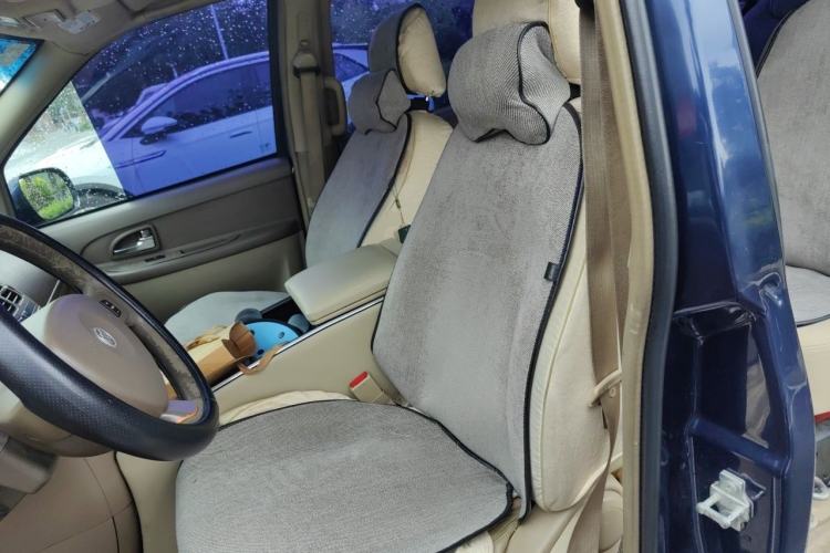 Used Buick GL8 2011 2.4L CT Comfort Edition Left Front Seat