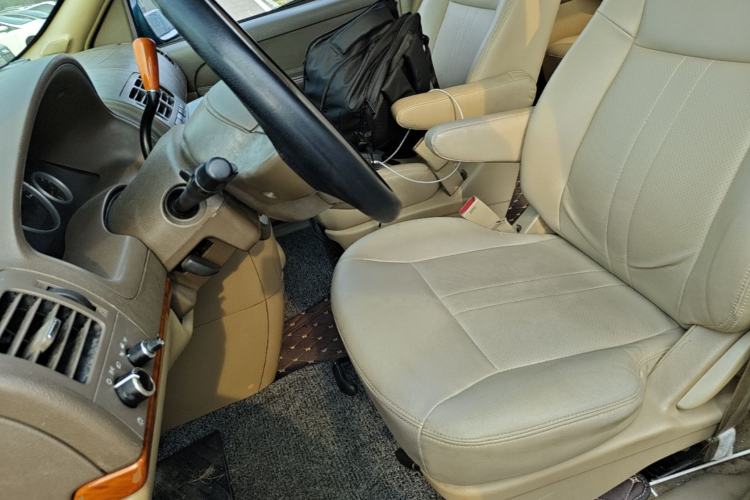 Used Buick GL8 2011 2.4L CT Comfort Edition Left Front Seat