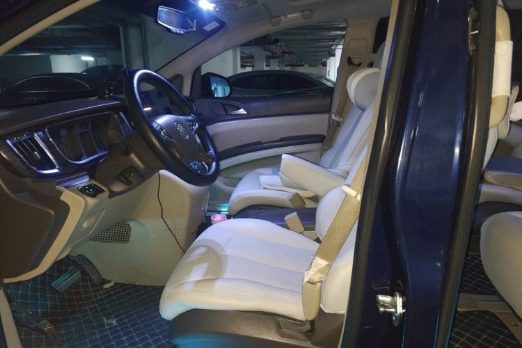 Used Buick GL8 2011 3.0L GT Luxury Business Haoya Edition Left Front Seat