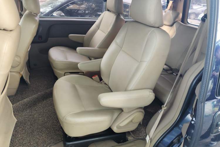 Used Buick GL8 2011 2.4L CT Comfort Edition Left Rear Seat