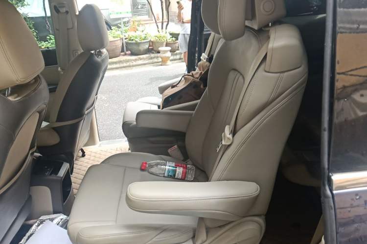 Used Buick GL8 2011 3.0L GT Luxury Business Haoya Edition Left Rear Seat