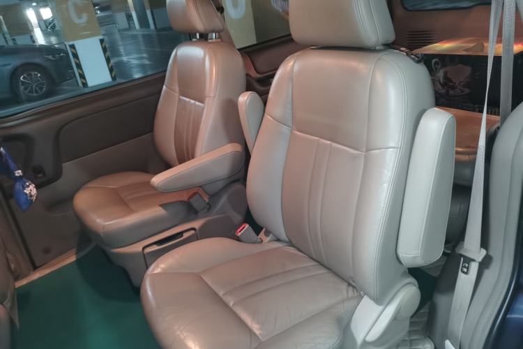 Used Buick GL8 2011 2.4L LT Executive Edition Left Rear Seat