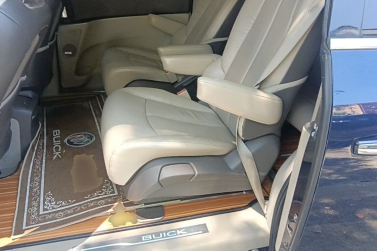 Used Buick GL8 2011 3.0L XT Luxury Business Flagship Edition Left Rear Seat