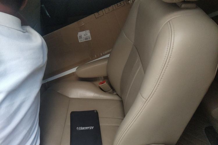 Used Buick GL8 2011 2.4L LT Executive Edition Left Rear Seat