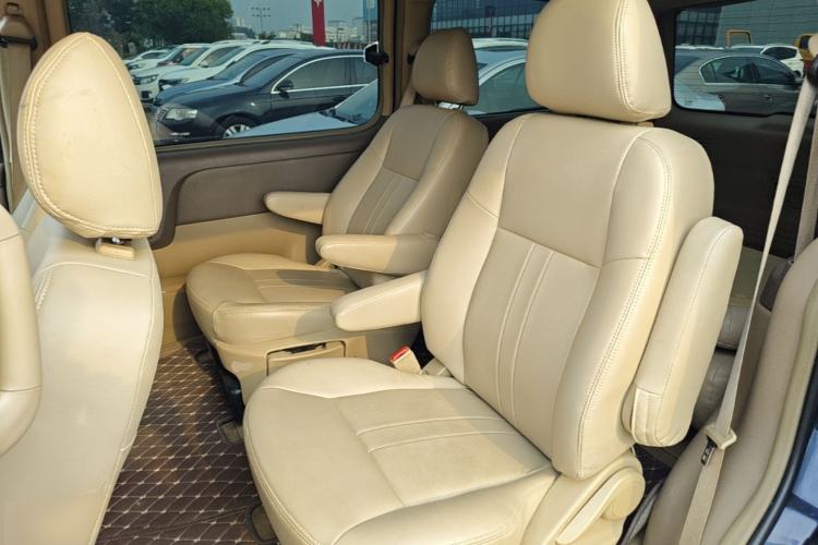 Used Buick GL8 2011 2.4L CT Comfort Edition Left Rear Seat
