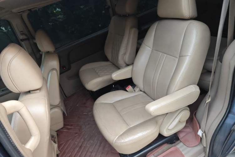 Used Buick GL8 2011 2.4L LT Executive Edition Left Rear Seat