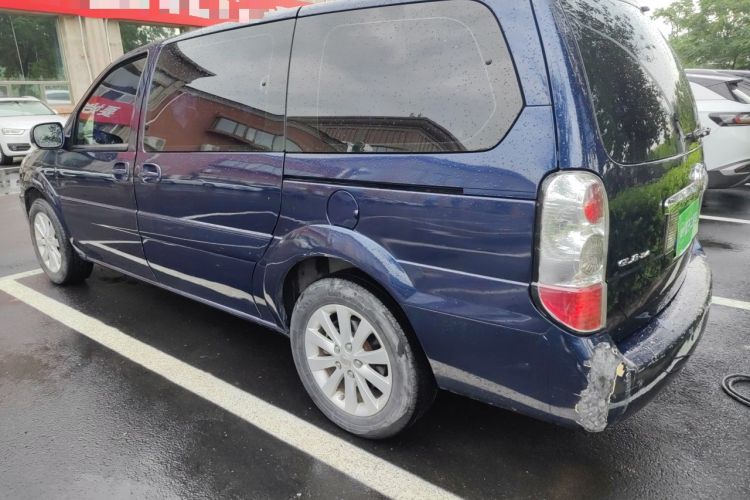 Used Buick GL8 2011 2.4L CT Comfort Edition Rear Left 45 Deg