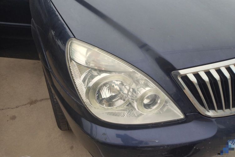Used Buick GL8 2011 2.4L CT Comfort Edition Right Front Headlight
