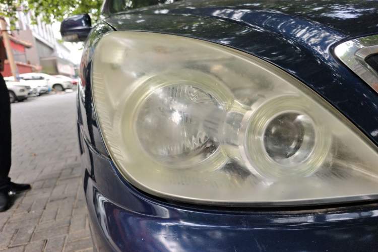 Used Buick GL8 2011 2.4L LT Executive Edition Right Front Headlight