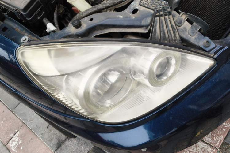 Used Buick GL8 2011 2.4L CT Comfort Edition Right Front Headlight