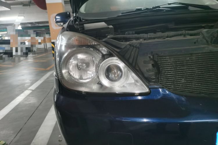 Used Buick GL8 2011 2.4L LT Executive Edition Right Front Headlight