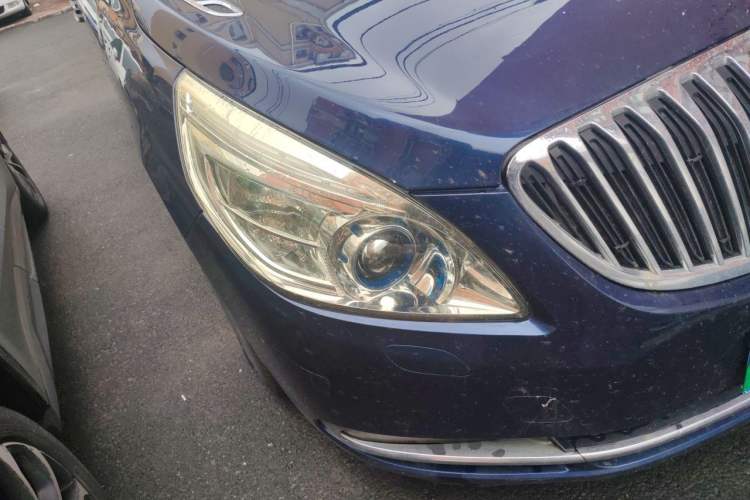 Used Buick GL8 2011 3.0L GT Luxury Business Haoya Edition Right Front Headlight