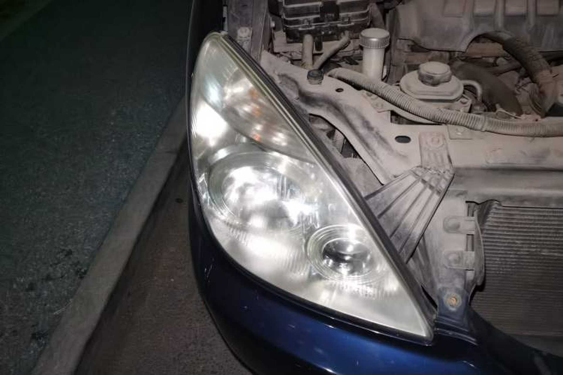Used Buick GL8 2011 2.4L CT Comfort Edition Right Front Headlight