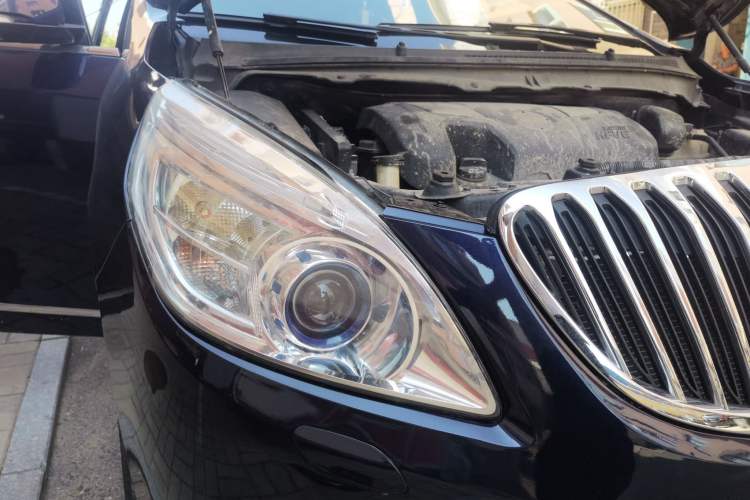 Used Buick GL8 2011 3.0L XT Luxury Business Flagship Edition Right Front Headlight