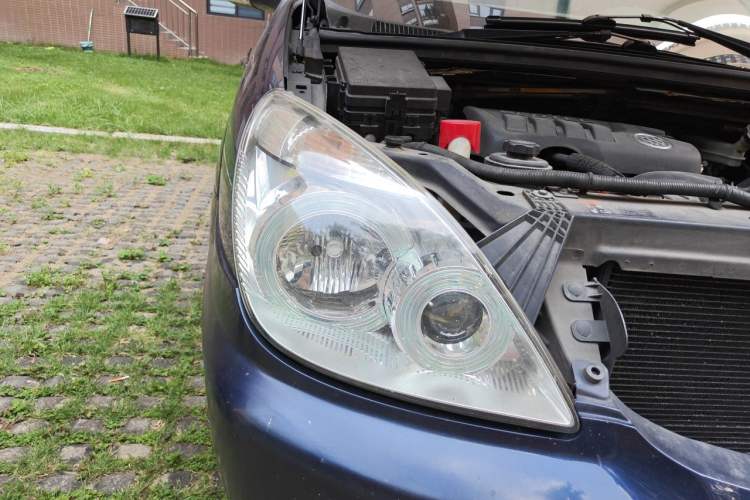 Used Buick GL8 2011 2.4L LT Executive Edition Right Front Headlight