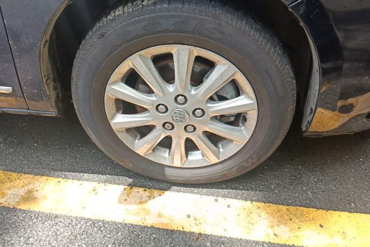 Used Buick GL8 2011 3.0L GT Luxury Business Haoya Edition Right Front Wheel Hub