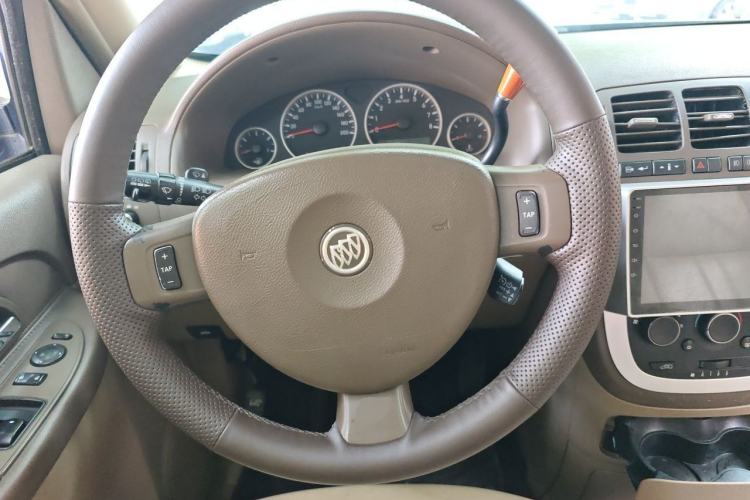 Used Buick GL8 2011 2.4L LT Executive Edition Steering Wheel