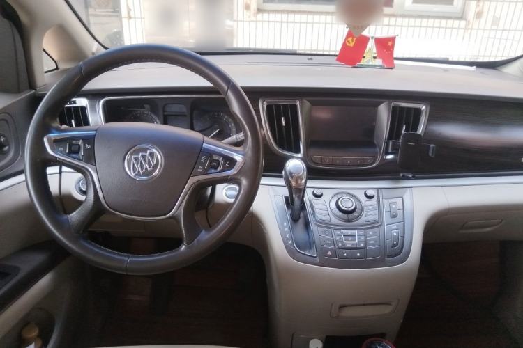Used Buick GL8 2011 3.0L GT Luxury Business Haoya Edition Steering Wheel