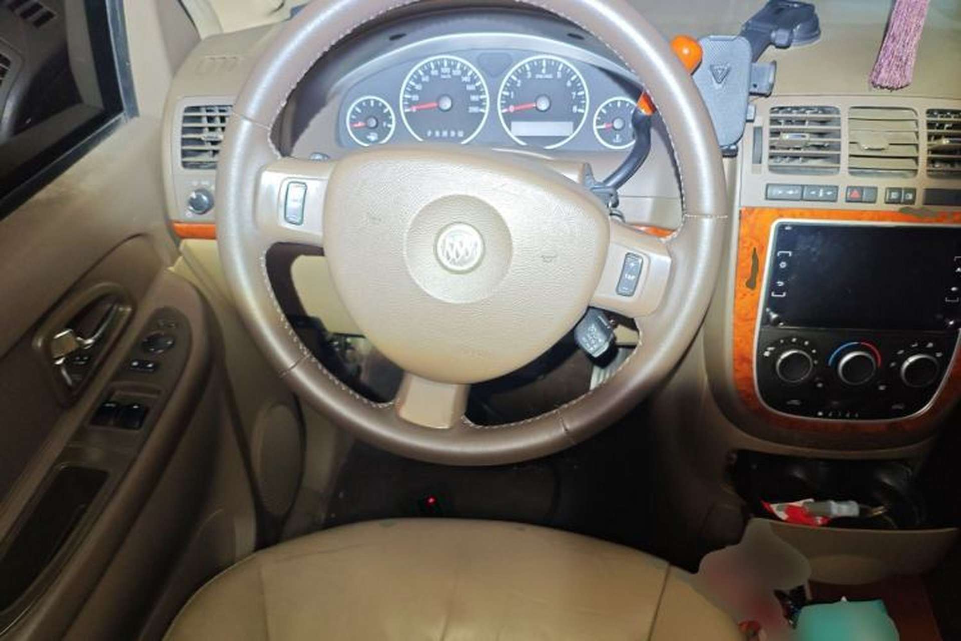 Used Buick GL8 2011 2.4L LT Executive Edition Steering Wheel