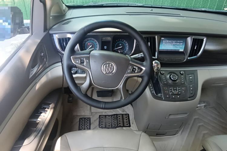 Used Buick GL8 2011 3.0L XT Luxury Business Flagship Edition Steering Wheel