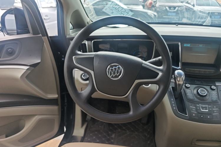 Used Buick GL8 2011 2.4L CT Luxury Business Comfort Edition Steering Wheel