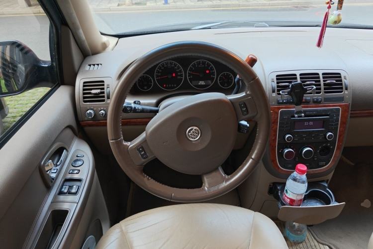 Used Buick GL8 2011 2.4L LT Executive Edition Steering Wheel