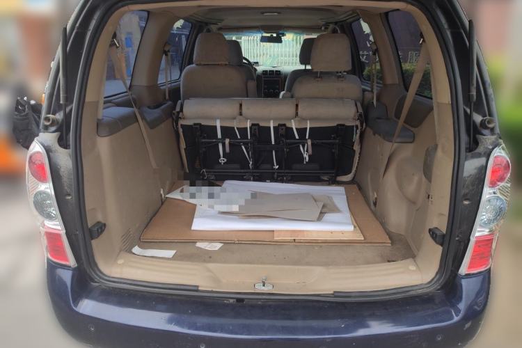 Used Buick GL8 2011 2.4L CT Comfort Edition Trunk