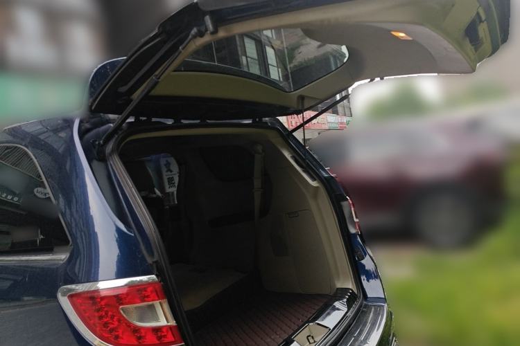 Used Buick GL8 2011 3.0L GT Luxury Business Haoya Edition Trunk