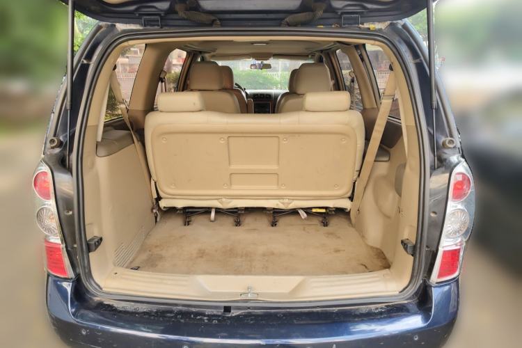 Used Buick GL8 2011 2.4L CT Comfort Edition Trunk