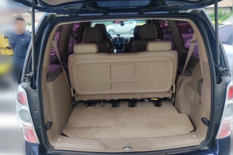 Used Buick GL8 2011 2.4L LT Executive Edition Trunk