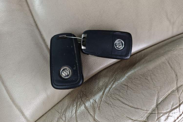 Used Buick GL8 2011 3.0L GT Luxury Business Haoya Edition Vehicle Key