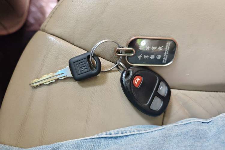 Used Buick GL8 2011 2.4L LT Executive Edition Vehicle Key