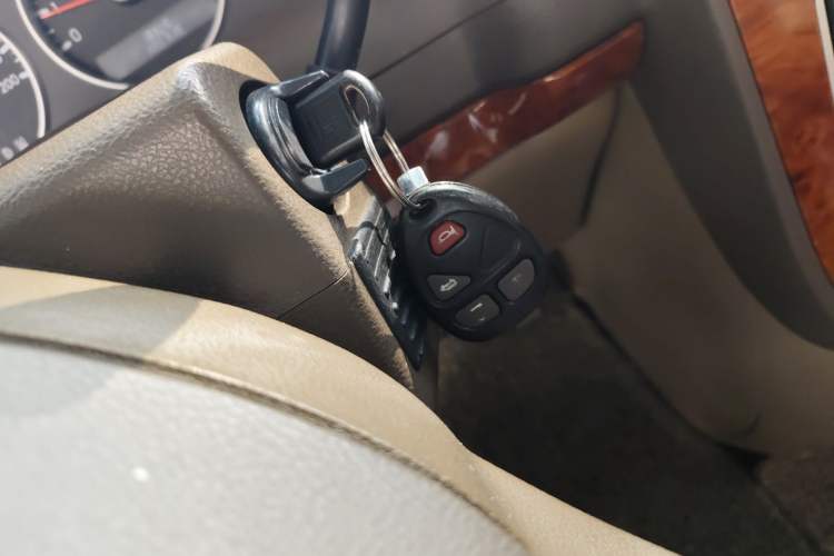 Used Buick GL8 2011 2.4L CT Comfort Edition Vehicle Key