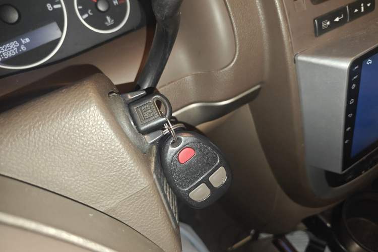 Used Buick GL8 2011 2.4L CT Comfort Edition Vehicle Key