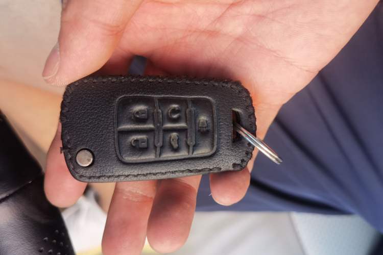 Used Buick GL8 2011 3.0L XT Luxury Business Flagship Edition Vehicle Key