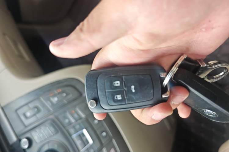 Used Buick GL8 2011 2.4L CT Luxury Business Comfort Edition Vehicle Key