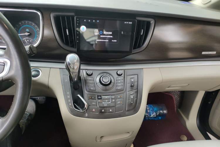 Used Buick GL8 2011 2.4L LT Luxury Business Executive Edition Audio And AC Panel