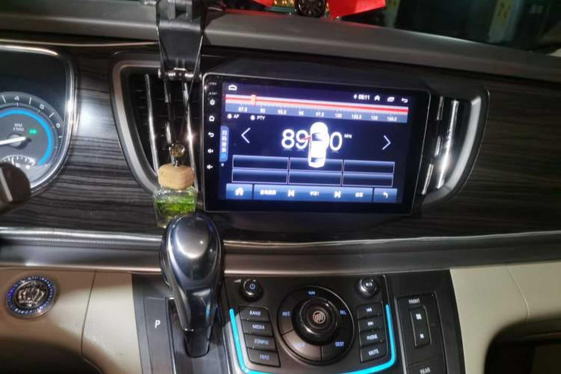 Used Buick GL8 2011 3.0L XT Luxury Business Flagship Edition Audio And AC Panel