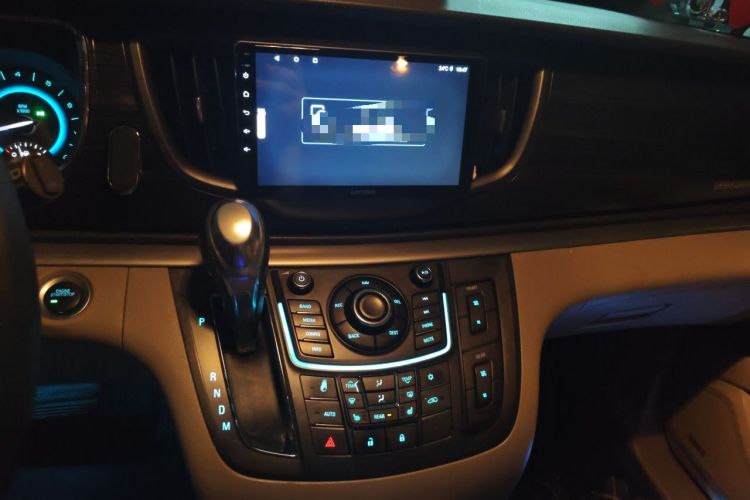 Used Buick GL8 2011 3.0L XT Luxury Business Flagship Edition Audio And AC Panel