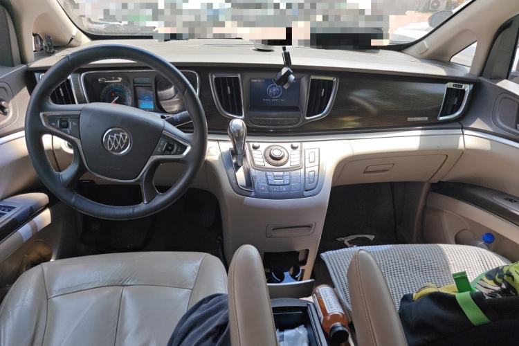 Used Buick GL8 2011 2.4L LT Luxury Business Executive Edition Center Console