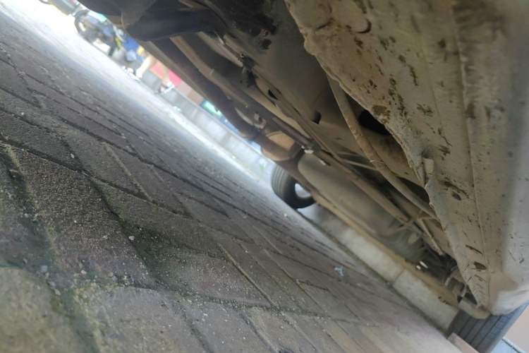 Used Buick GL8 2011 2.4L CT Luxury Business Comfort Edition Chassis Front Left