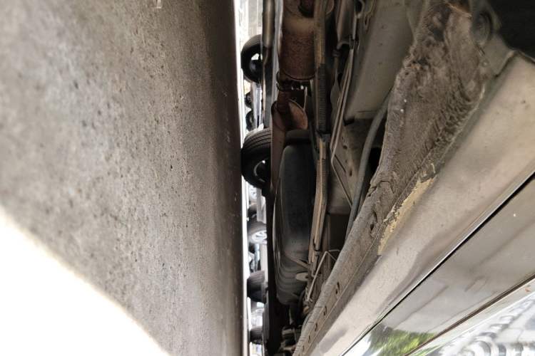 Used Buick GL8 2011 3.0L XT Luxury Business Flagship Edition Chassis Front Left